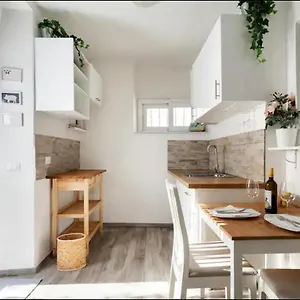 la-casa-di-luna.hotelitalianriviera.com/