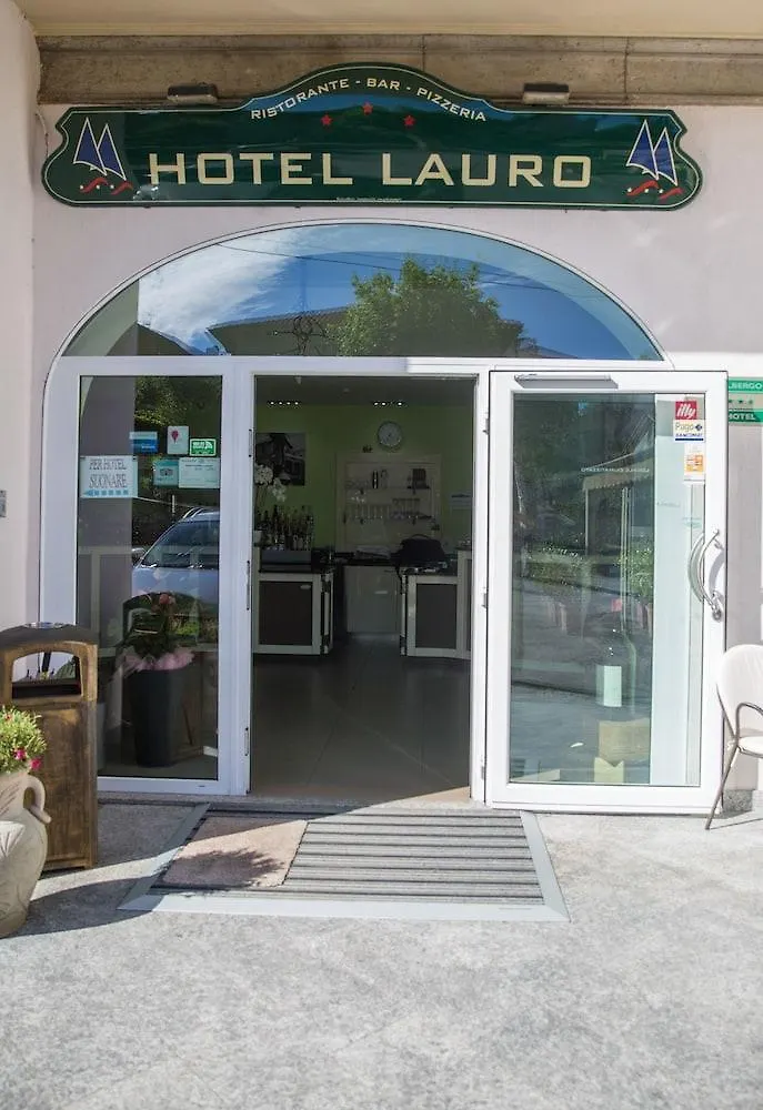 Hotel Lauro Gravedona