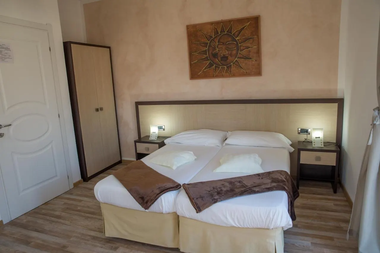 ***  Hotel Lauro Gravedona Italy